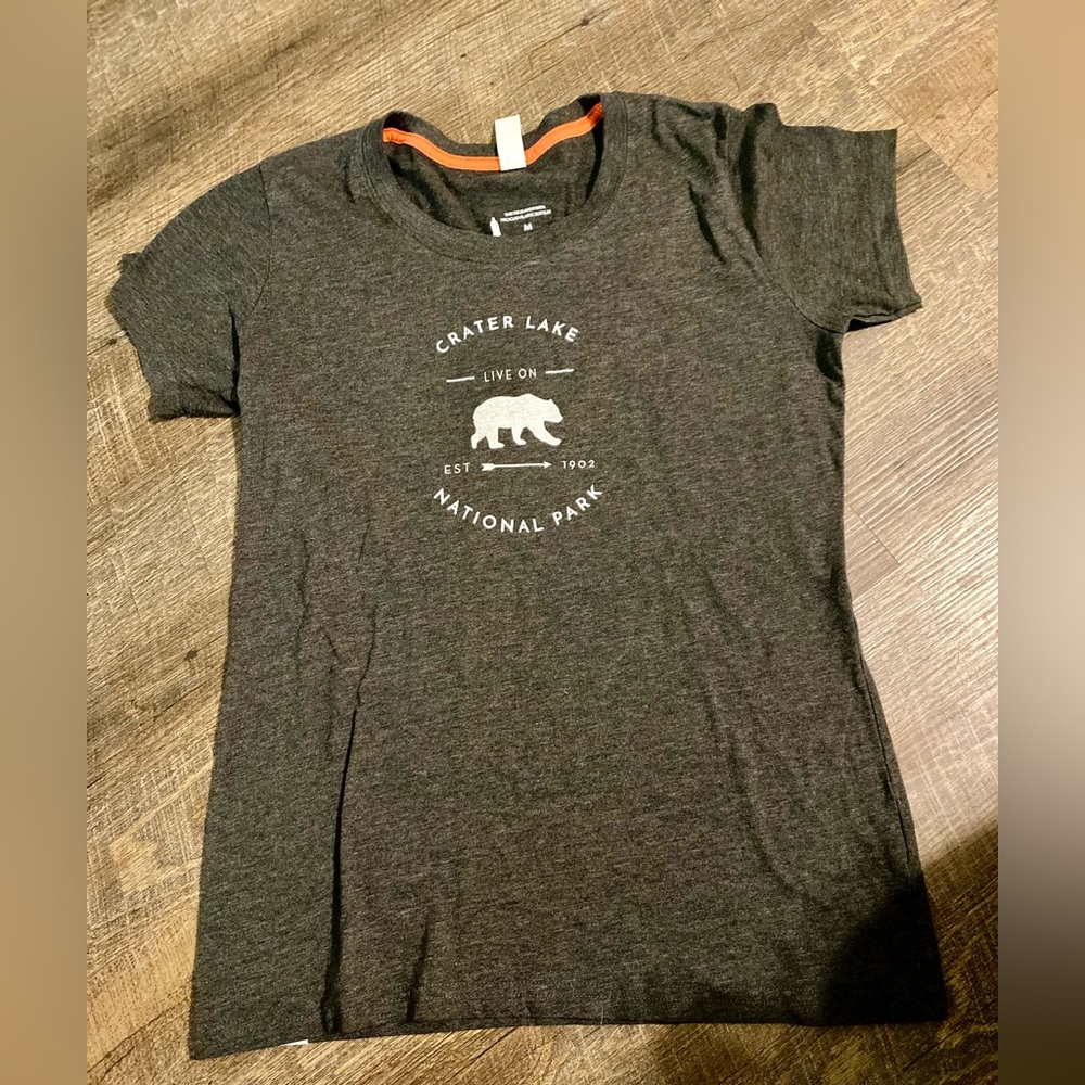 Kastlfel Crater Lake National Park Gray T-Shirt